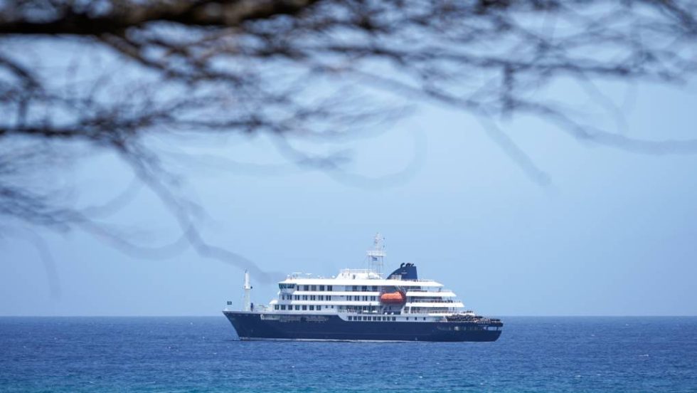 «Θα είναι όπως με την Covid»: Ανησυχία στα Κανάρια Νησιά ενόψει της άφιξης του πλοίου όπου ξέσπασε ο χανταϊός